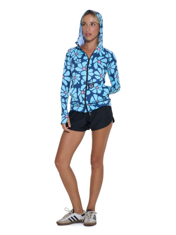 chaqueta con capucha