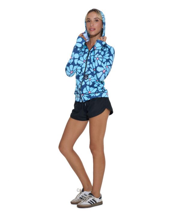 chaqueta con capucha