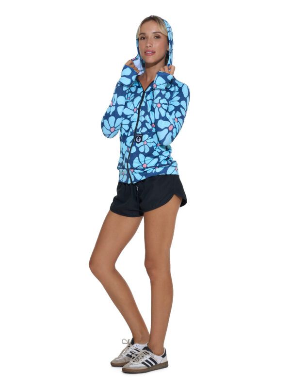 chaqueta con capucha
