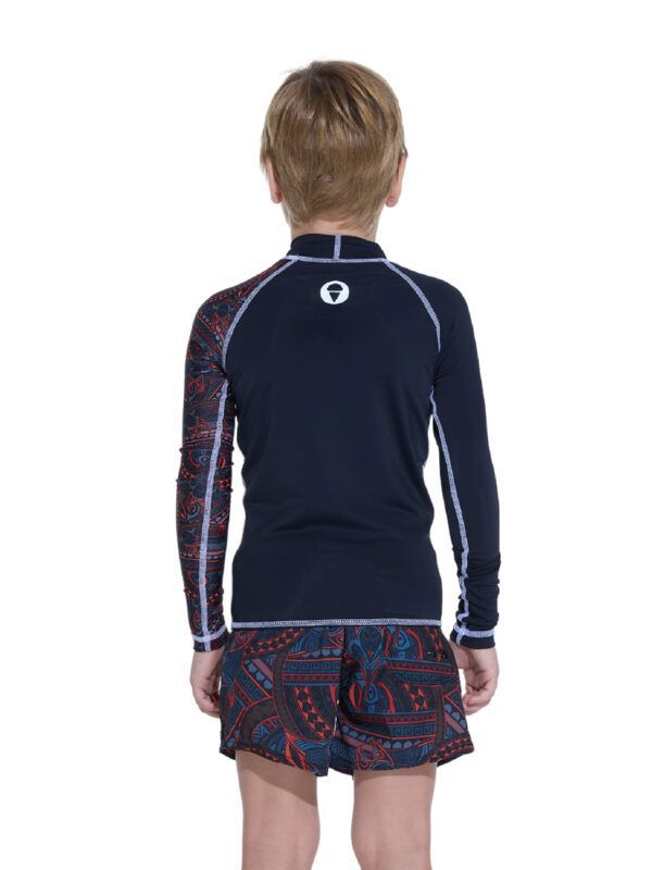 camiseta de protección solar niño