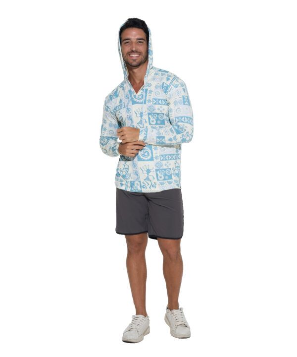 camiseta con capucha