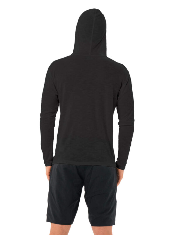 CAMISETA BYRON NEGRA - Imagen 6